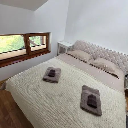 Appartamento Mountain View Apartment Balcony Walk To Old Town *