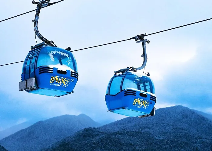 Balcony And Mountain View 7 Min Walk To Gondola *