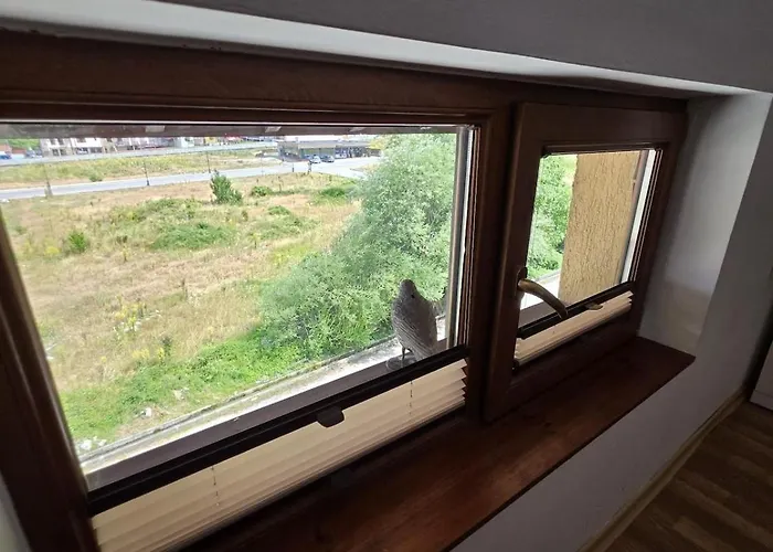 Balcony And Mountain View 7 Min Walk To Gondola Appartement *